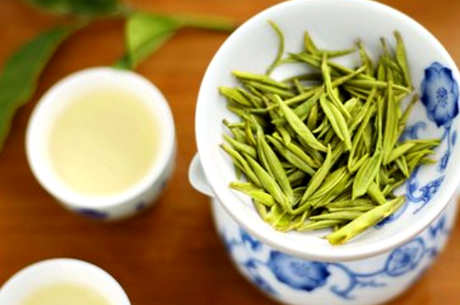 谁不适合喝龙井茶？