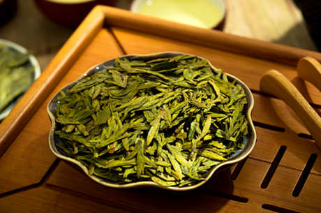 多少水温适合龙井茶？