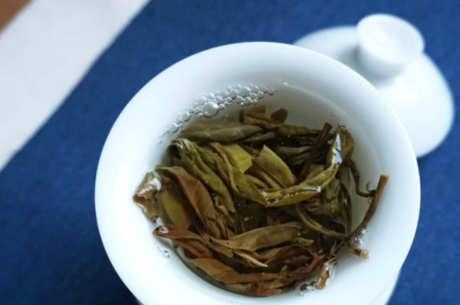 普洱茶属于红茶吗？