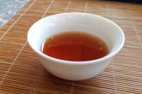 冬天喝红茶还是夏天喝红茶？