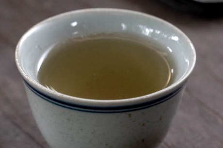 夏天喝白茶好吗？
