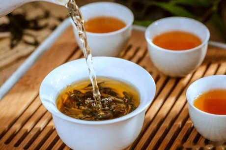 红茶和绿茶的保质期多长时间？
