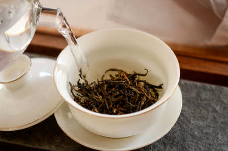 如何泡滇红茶才能正确