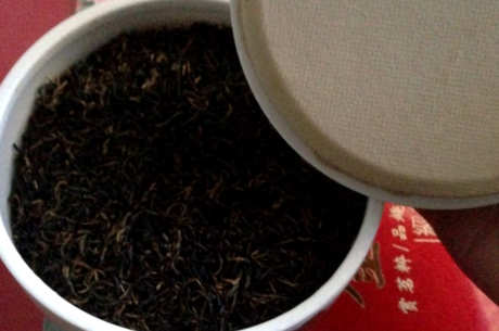 红茶存久了有用吗？