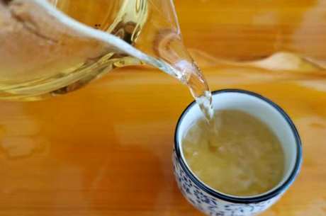 怎样喝普洱茶？