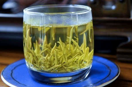 怎样喝白茶茶饼？