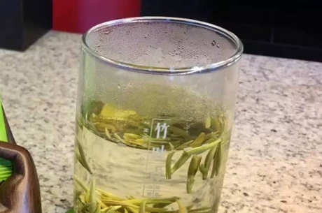 茶叶冷冻好还是冷藏好？