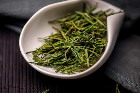 白茶和绿茶的区别