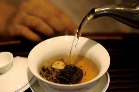 怎样泡小青柑茶？