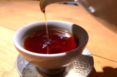 怎样冲普洱茶？