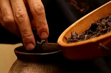 如何保存茶叶？