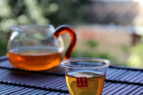 怎样喝普洱茶膏？