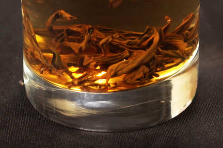 什么是红茶