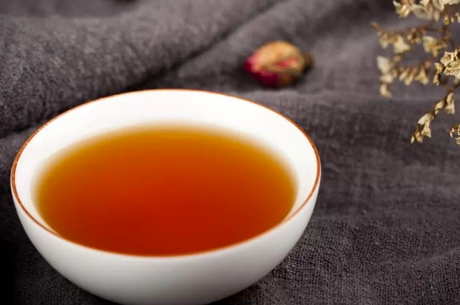 大红袍是红茶还是绿茶，大红袍是乌龙茶属于半发酵茶
