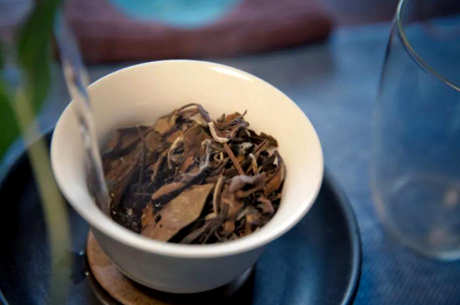 什么季节适合喝白茶？