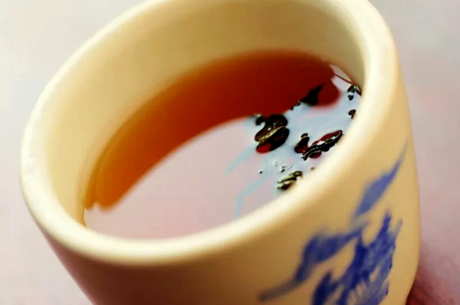 为什么不能喝隔夜茶？