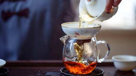 红茶用多少度的水泡？