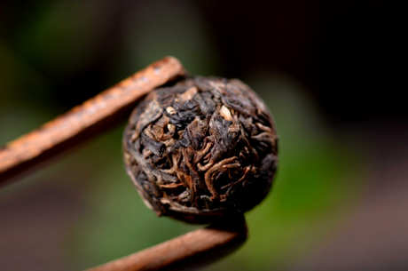 普洱是红茶还是红茶？普洱是一种特殊的茶，不属于六大茶系
