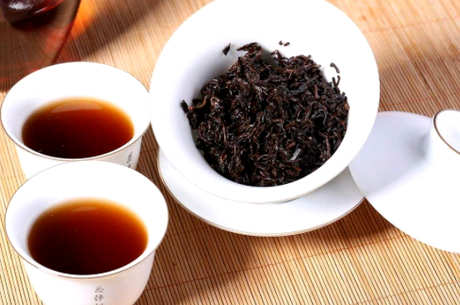 普洱生茶好还是熟茶好？