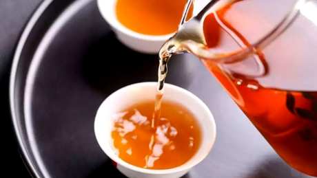 大红袍是红茶吗？大红袍实际上是半发酵乌龙茶