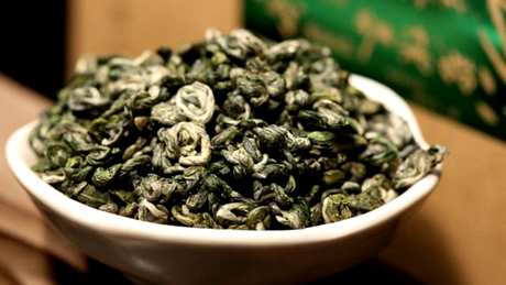 绿茶用多少度水泡最好？