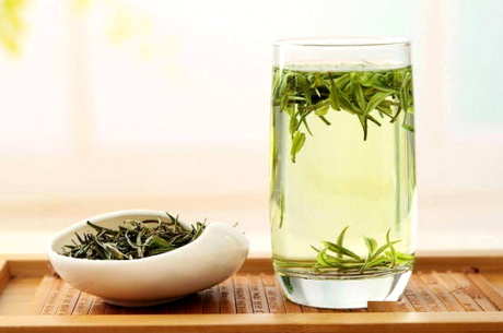 绿茶多少度水泡茶好？