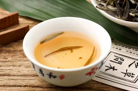 白茶是凉的还是热的