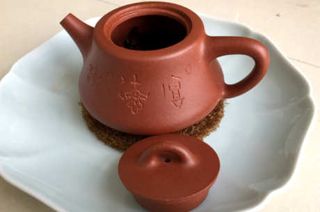 用什么杯子泡茶？