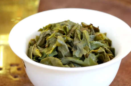 铁观音属于乌龙茶吗？