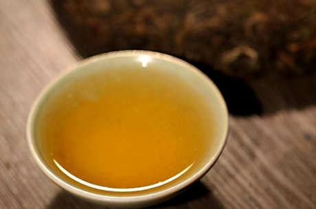 如何喝普洱生茶？