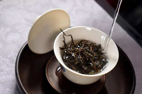 如何区分普洱生茶熟茶