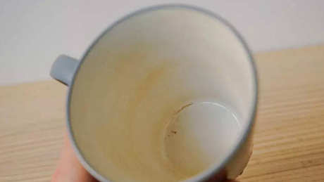 如何完全去除茶杯茶渍？