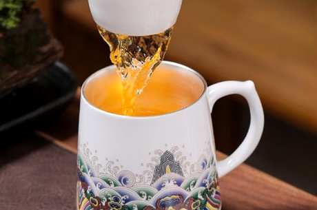 银杯能泡茶吗？