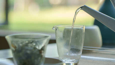 泡茶的水温是多少？