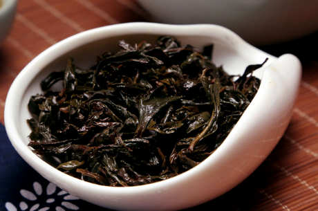 西湖龙井是红茶还是绿茶？