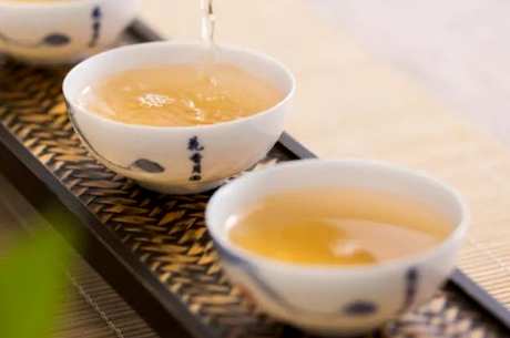 晚上喝什么茶好？