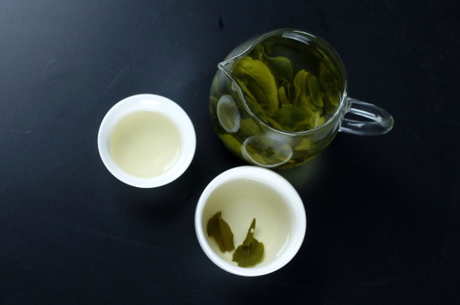 绿茶冷冻一年还能喝吗？