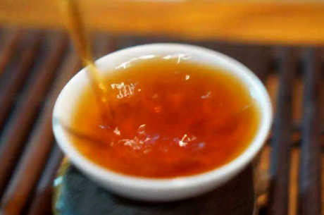 夏天喝普洱茶好吗？