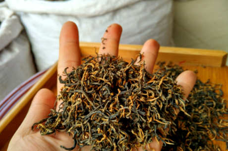 祁门红茶的价格是多少，从几百到几千元不等(最好的几万)