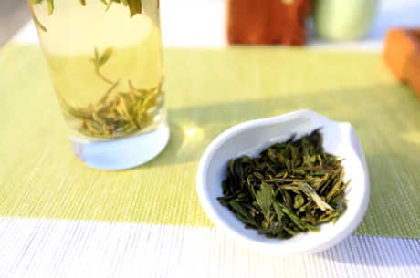 绿茶能长时间浸泡吗？绿茶最好的冲泡时间