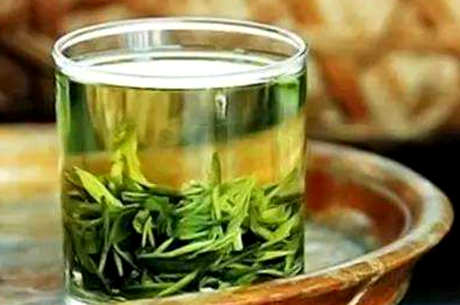 西湖龙井碧螺春黄山毛峰(排名前3)是中国十大名茶的最新排名