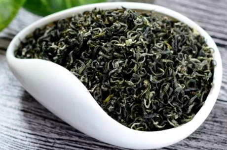 西湖龙井碧螺春黄山毛峰(排名前3)是中国十大名茶的最新排名