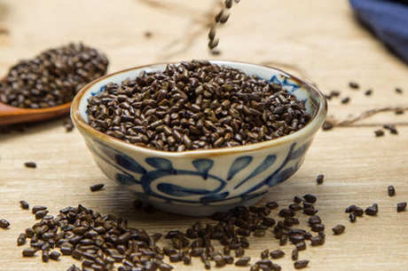 用决明子泡水是生的还是熟的？