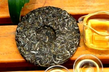 普洱茶饼一般价格，普洱生熟茶饼价格