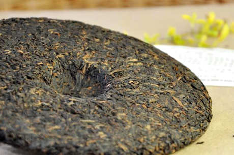 普洱七子饼10年左右的价格是多少？普洱七子饼的价格是多少？
