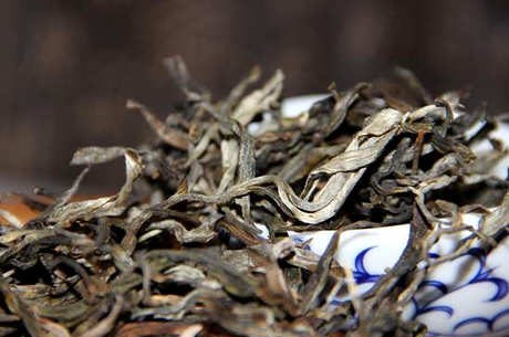 2009年老班章普洱茶生茶价格，10000～1300元一斤