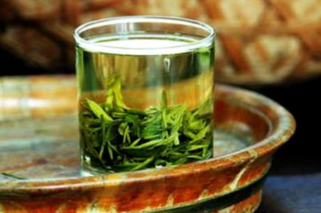 喝龙井茶会影响睡眠吗？它会刺激大脑影响睡眠