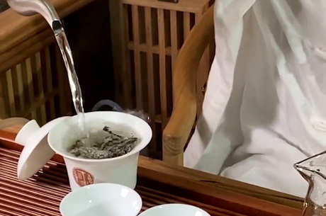 什么是普洱茶？
