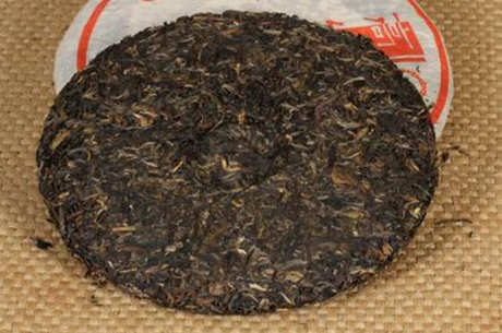 十年生普洱茶饼价格6000～2000元一饼