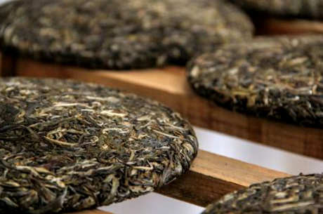普洱茶饼价格30年，陈年茶饼价格表